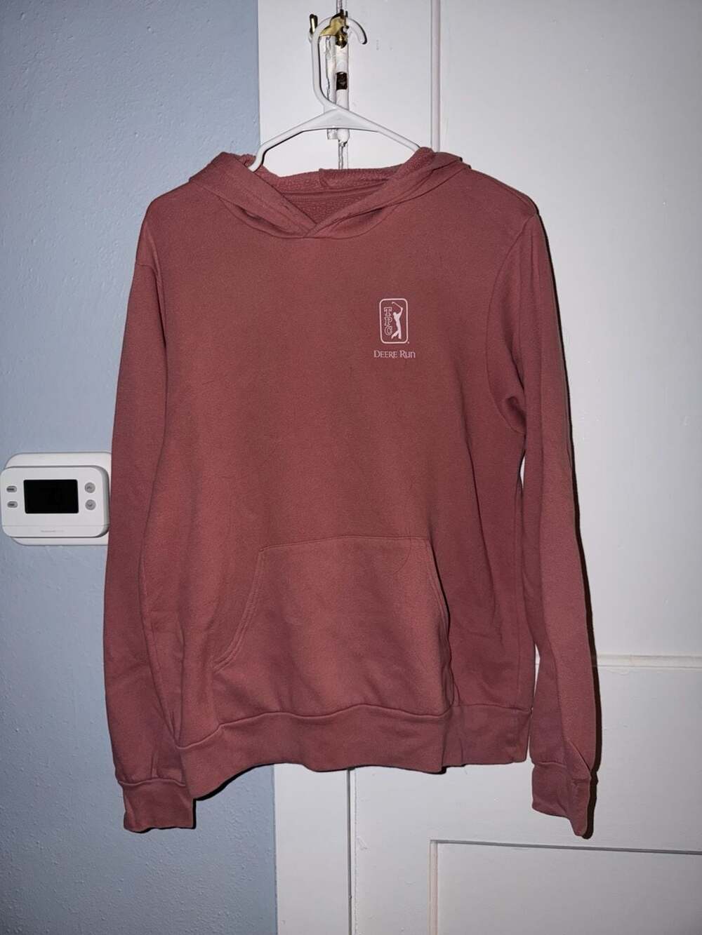 TPC Deere Run Pullover Hoodie Pink